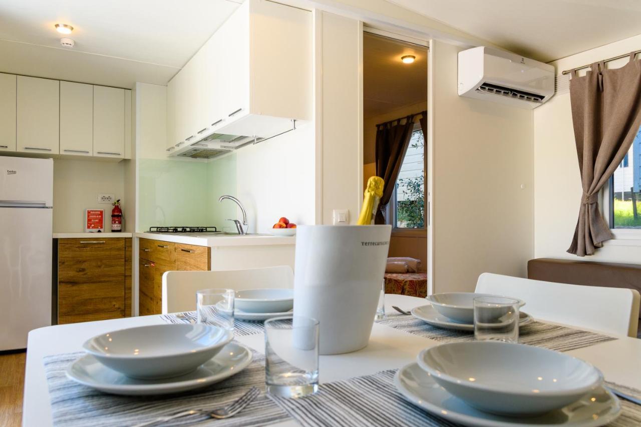 Camping La Scogliera 산타체사리텀 외부 사진